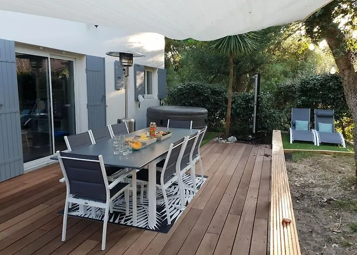 Feriehus Namibia - Jacuzzie - 500m Et *