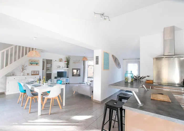 Namibia - Jacuzzie - 500m Et Feriehus *